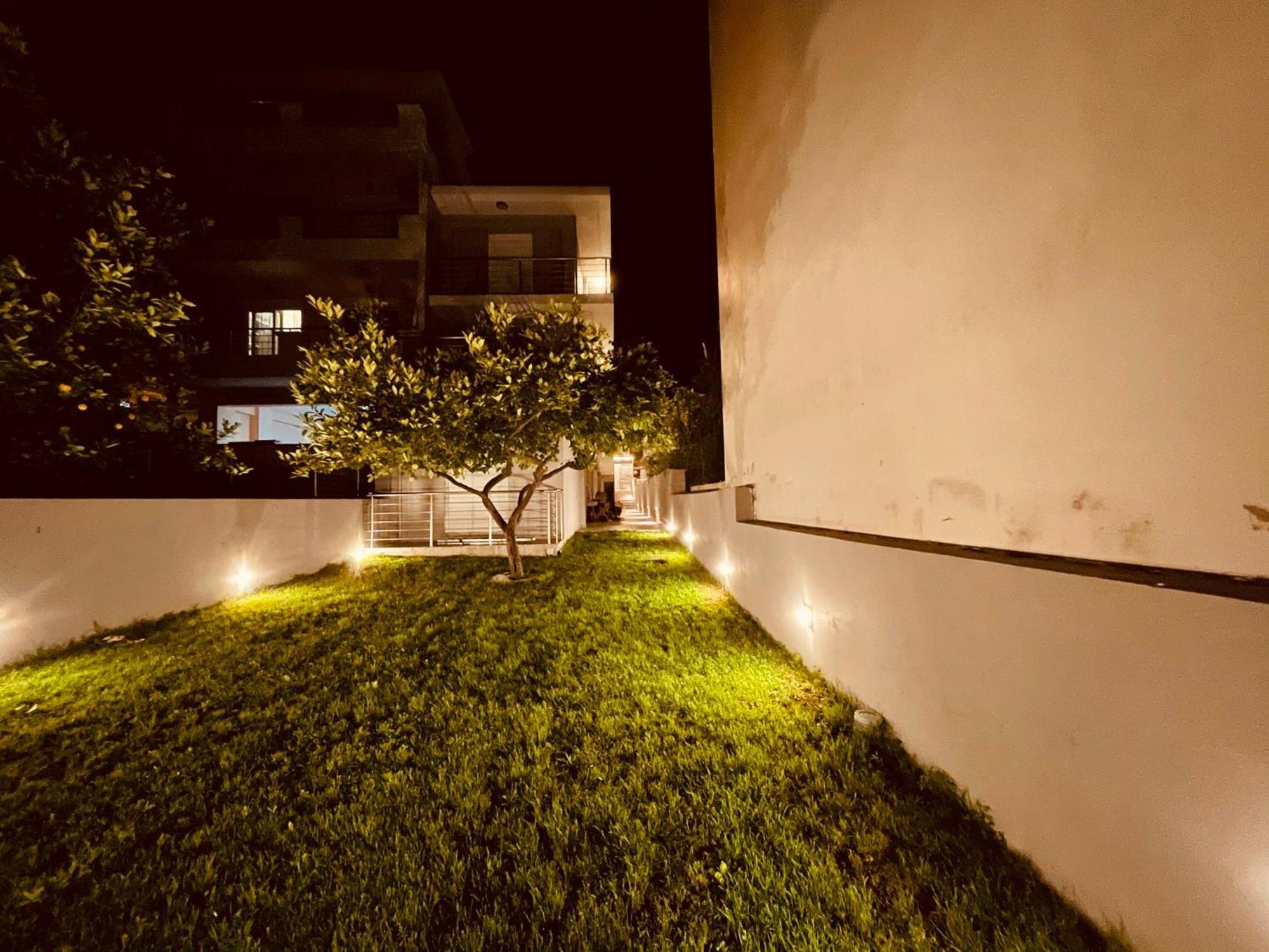 Your Place !! - 102 Chrissi Akti Chania Exterior foto